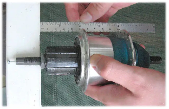 Measureing flange spacing